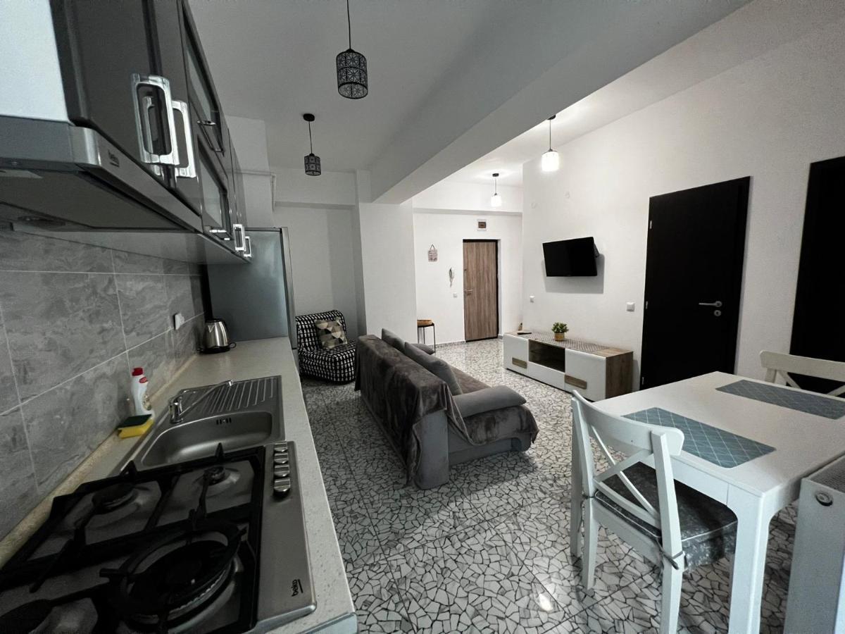 Cozy Accommodation Central City - Яссы Экстерьер фото