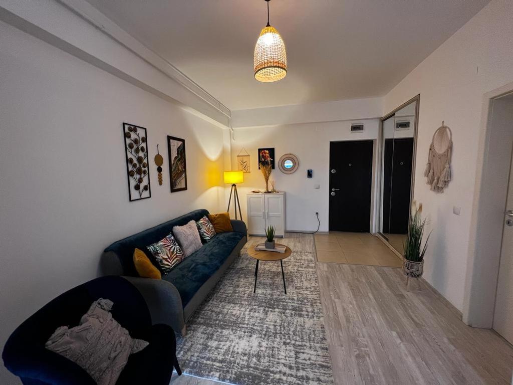 Cozy Accommodation Central City - Яссы Экстерьер фото