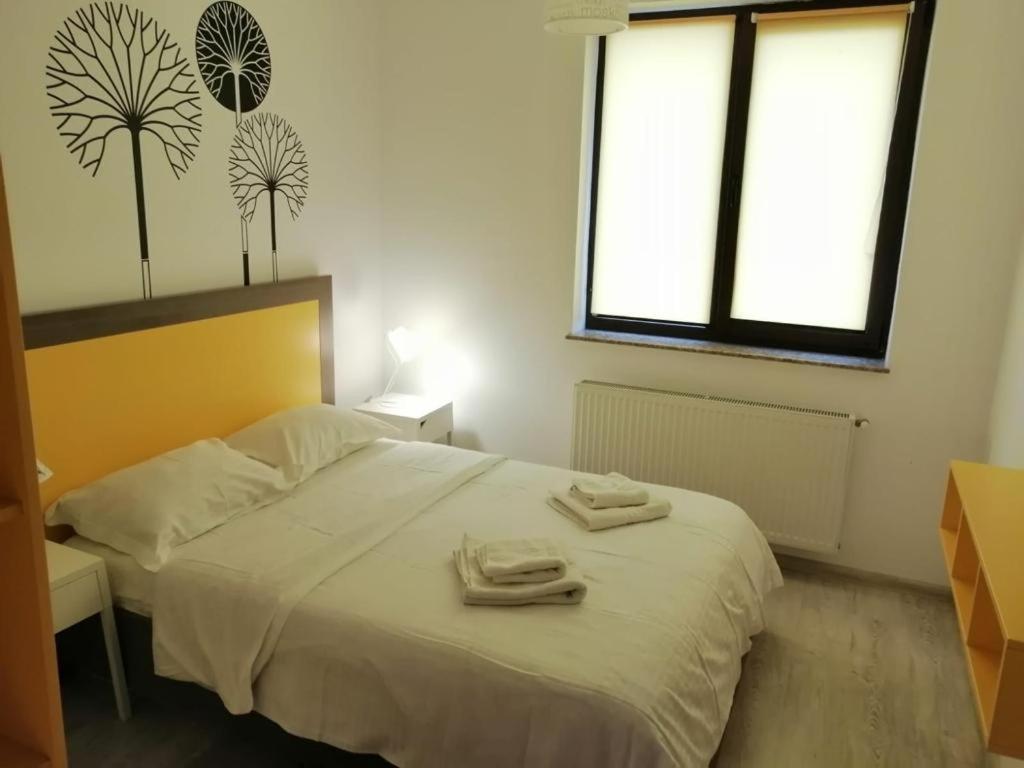 Cozy Accommodation Central City - Яссы Экстерьер фото