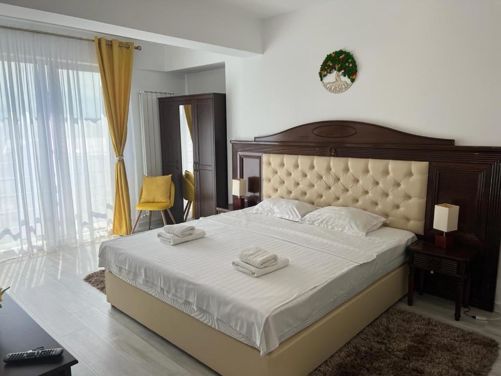 Cozy Accommodation Central City - Яссы Экстерьер фото