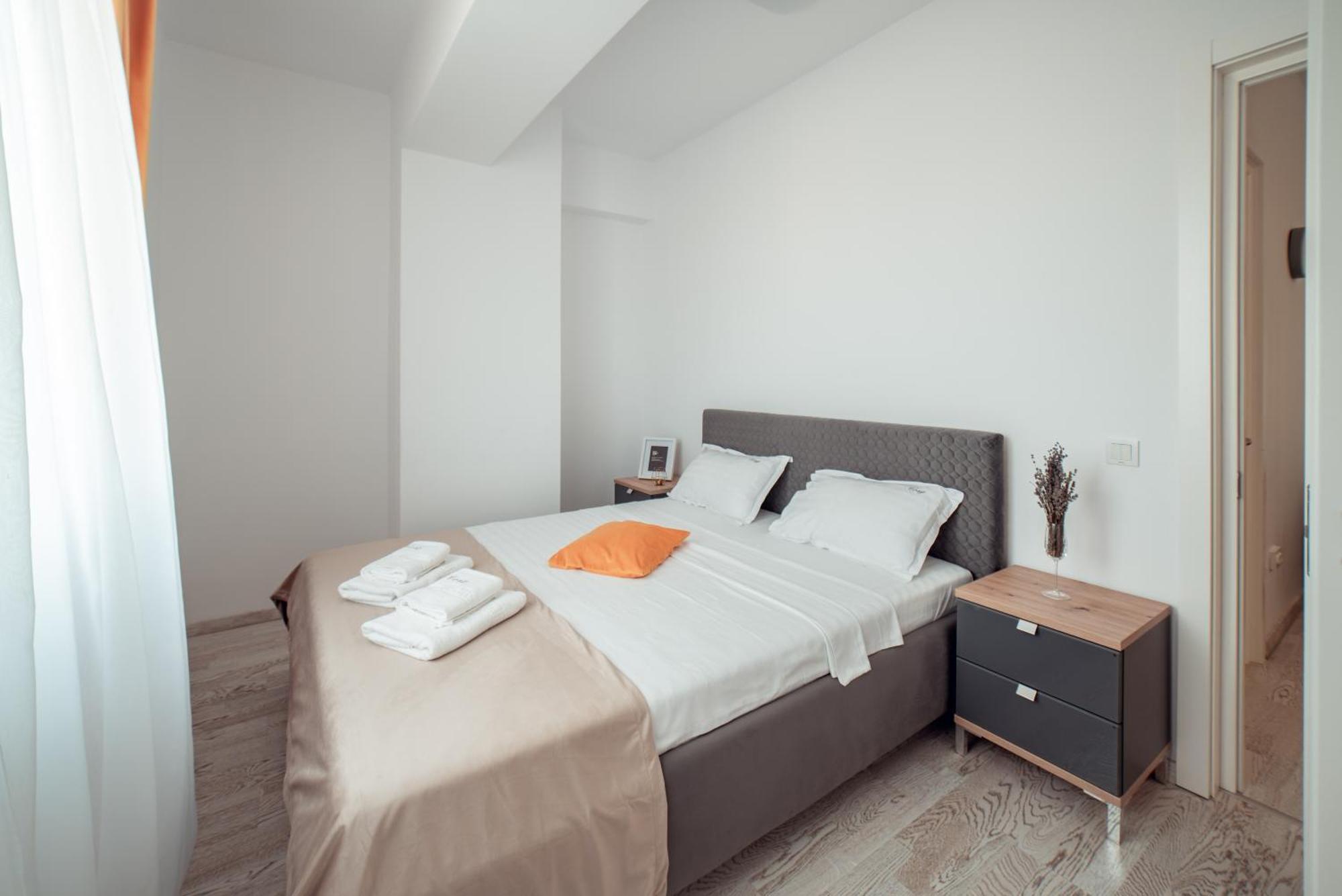 Cozy Accommodation Central City - Яссы Экстерьер фото